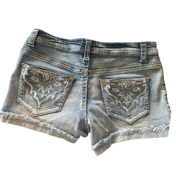Knox Rose Women's Blue Cut-Off Denim Shorts Size 12 Embroidered Pockets - Picture 1 of 7
